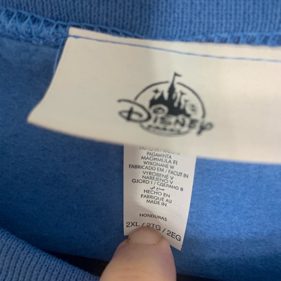 NWT. Disney Expedition Everest 2XL blue sweatshirt. Celebrating the yeti - Picture 4 of 8